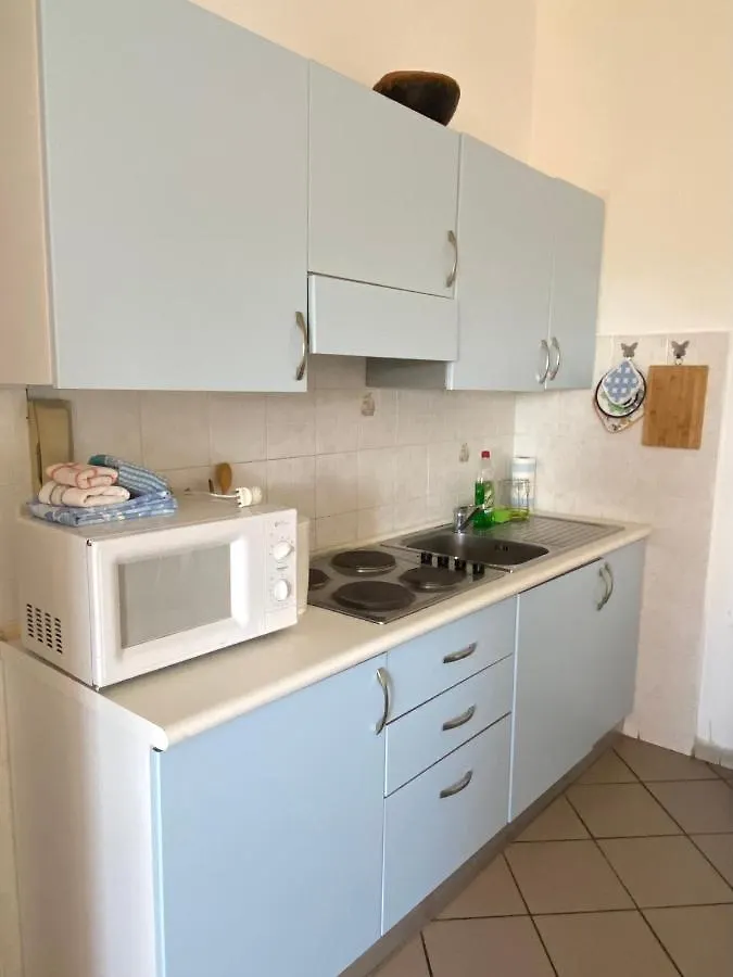 Apartment Tirreno Tirrenia 0*,  Włochy